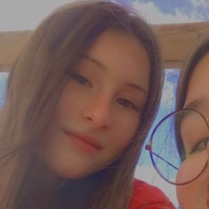 Meet your Posher, Ophelie